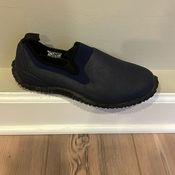 Waterproof bootie - Picture 1 of 5